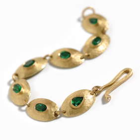 emerald bracelet