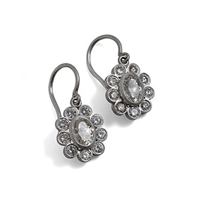 Oval Diamond Earrings 