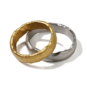 Molten wedding rings 