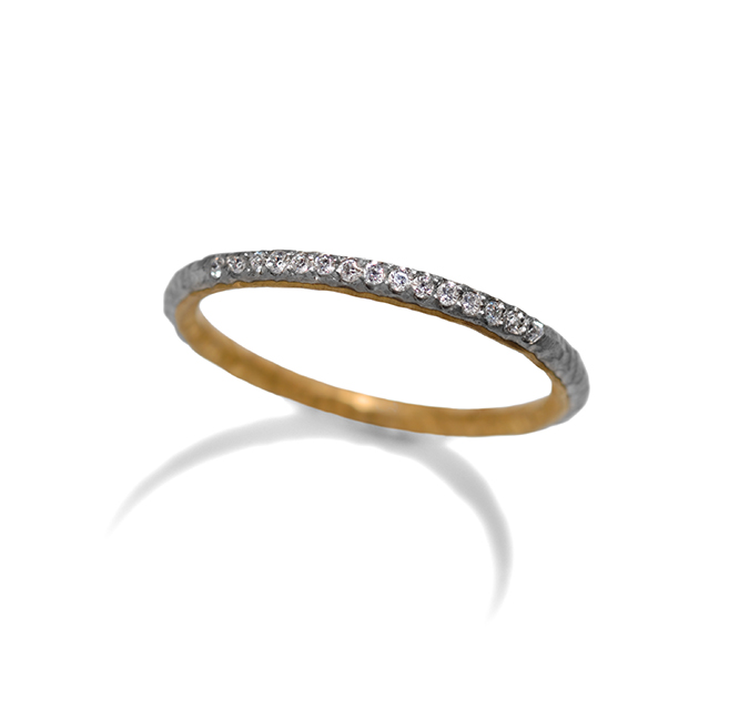 Diamond wedding ring